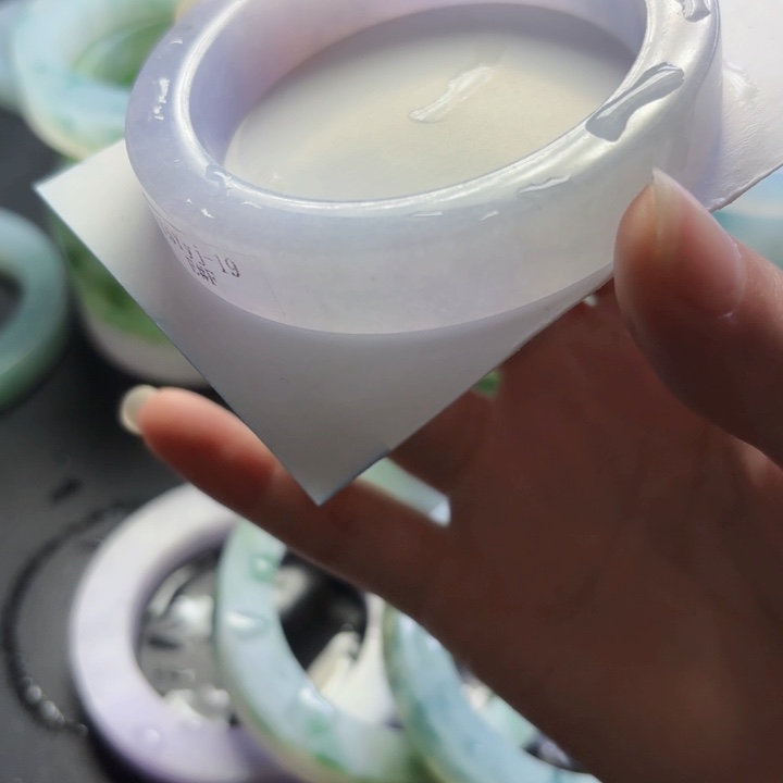 定制翡翠不退不换未镶嵌西**?