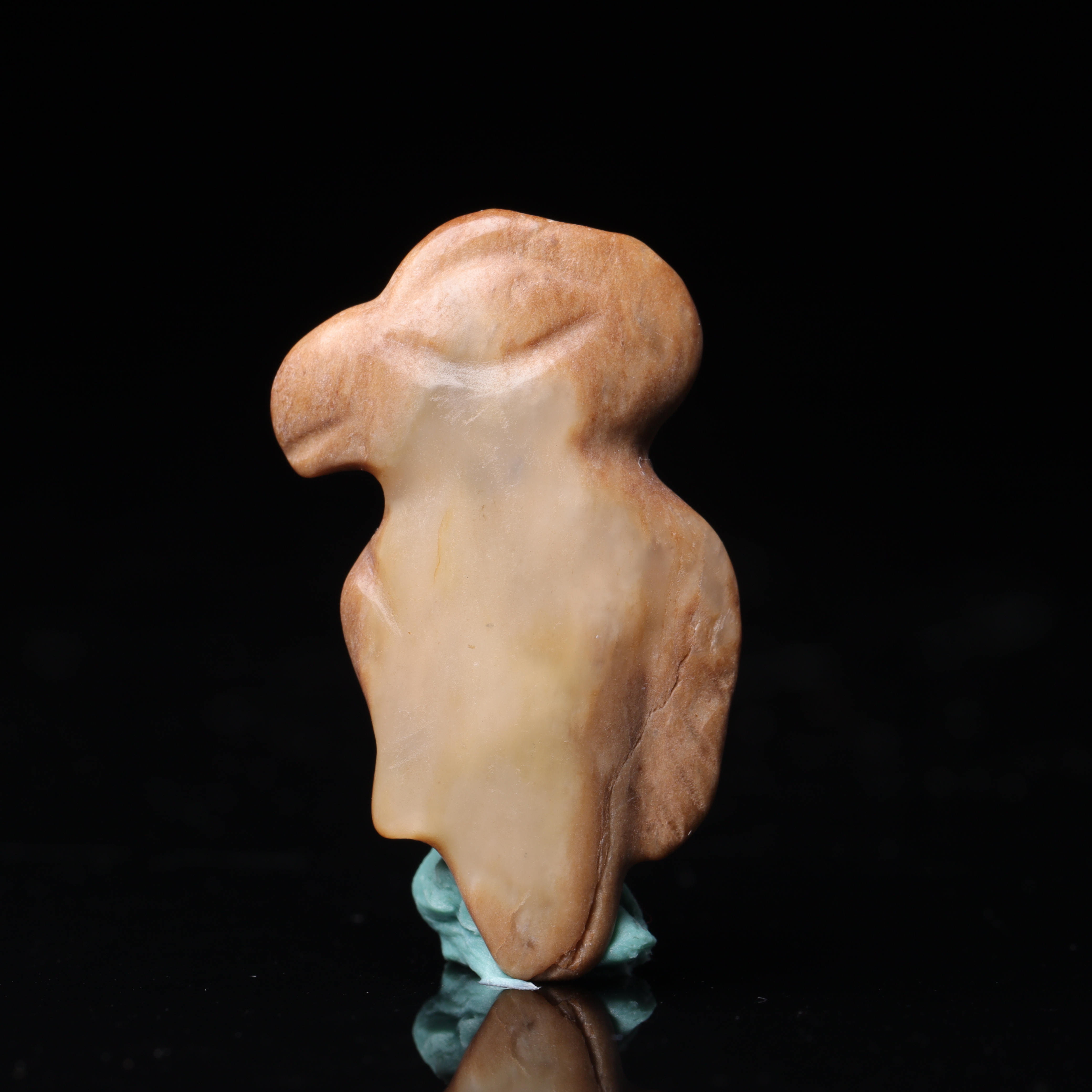 明代和田玉鸟形佩