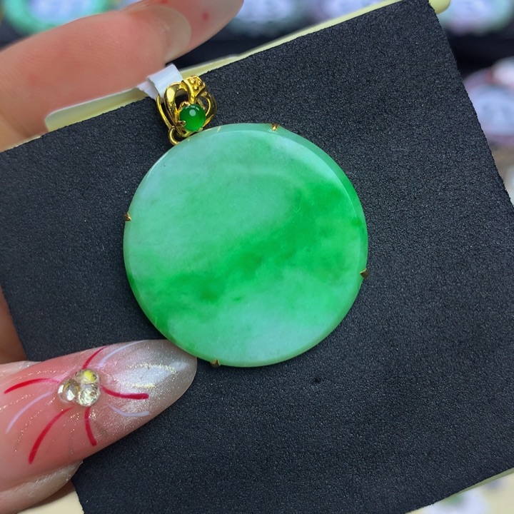 翡翠手链18K金镶嵌翡翠