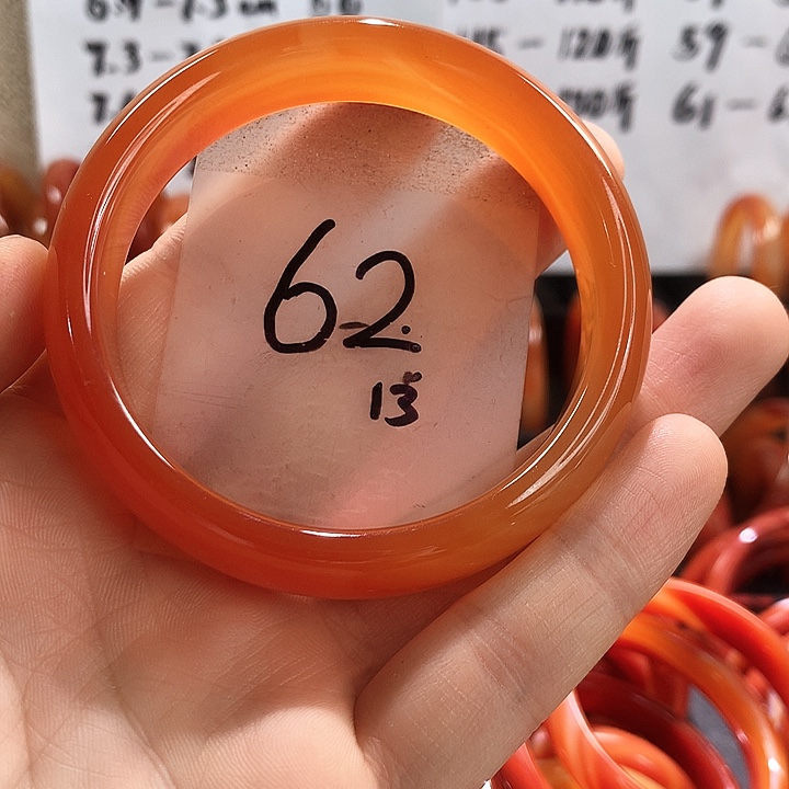 玛瑙/玉髓手镯未镶嵌