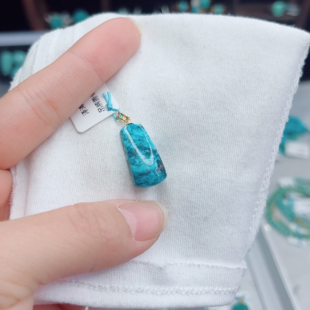 绿松石18K金镶嵌绿松石