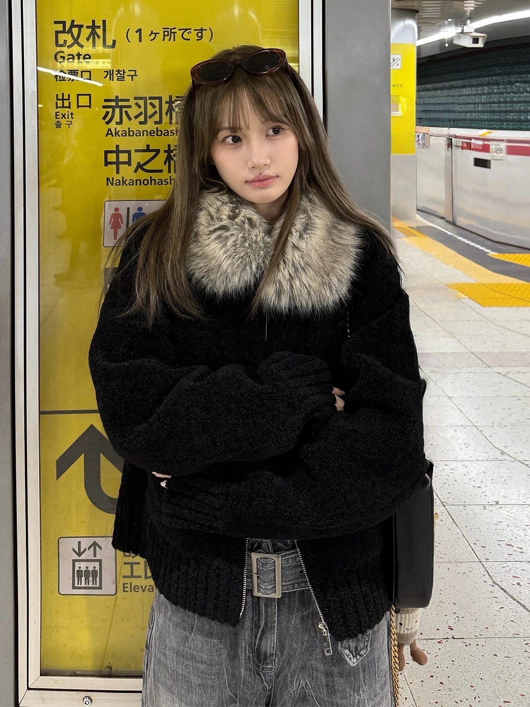 定染毛领小颗粒羊羔毛外套女秋冬季新款皮毛一体加厚黑色环保皮草