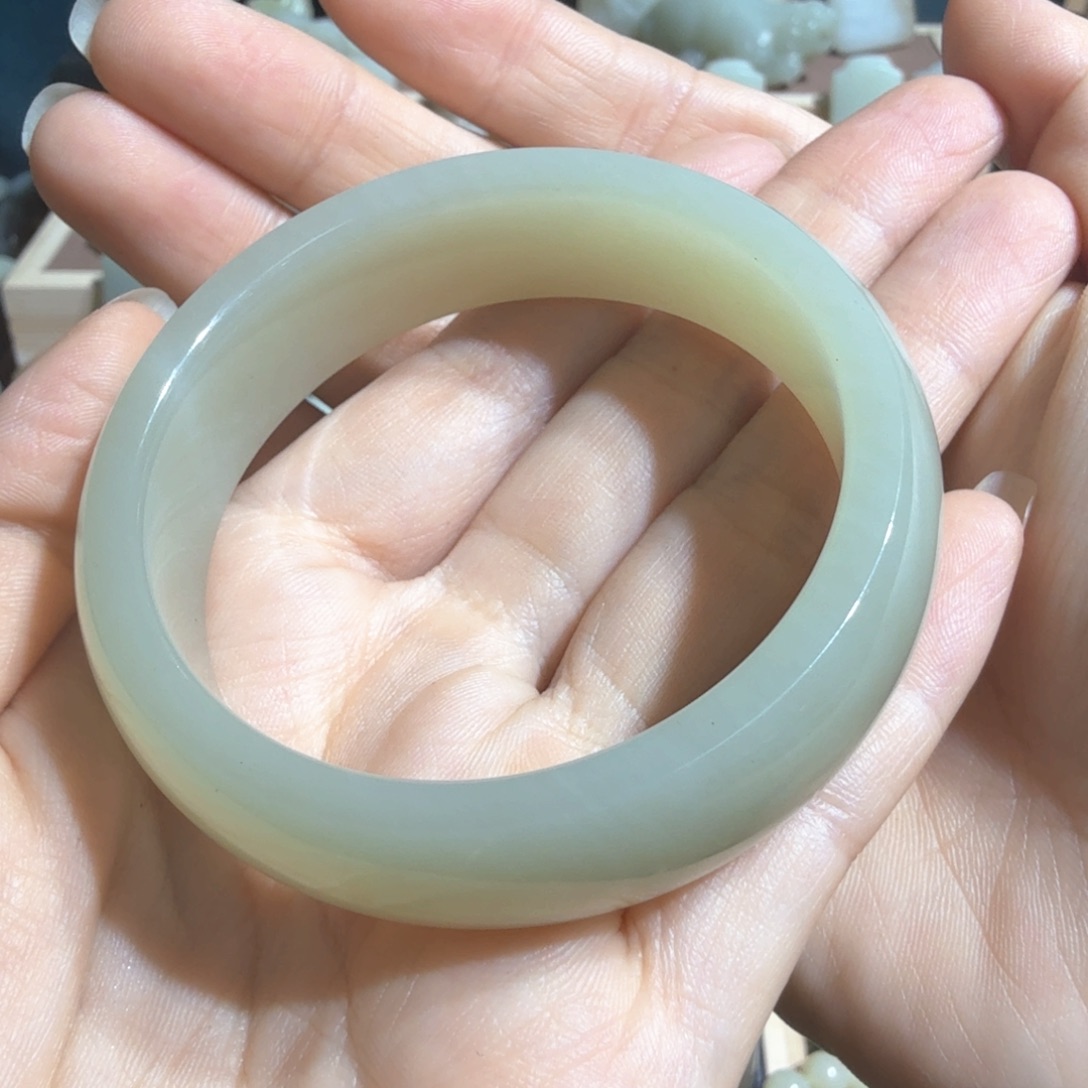 和田玉手镯尺寸54未镶嵌