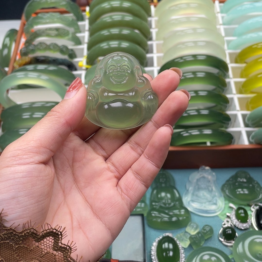 未镶嵌蛇纹石玉颈饰橙*