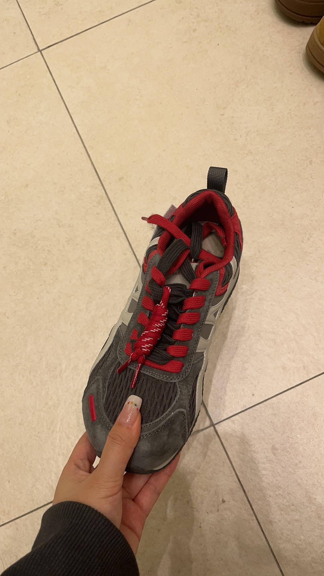 118-72 时尚百搭休闲鞋