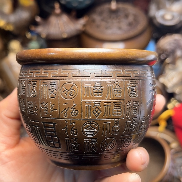 铜器摆件老王直播间