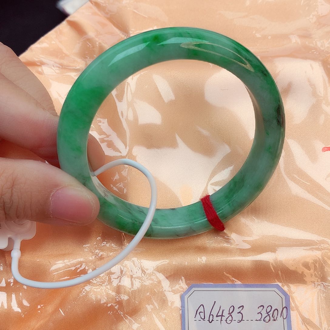 翡翠手镯未镶嵌天然缅甸翡翠A货