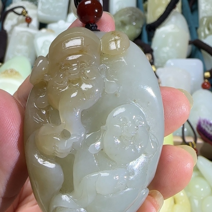 和田玉（糖玉）未镶嵌颈饰