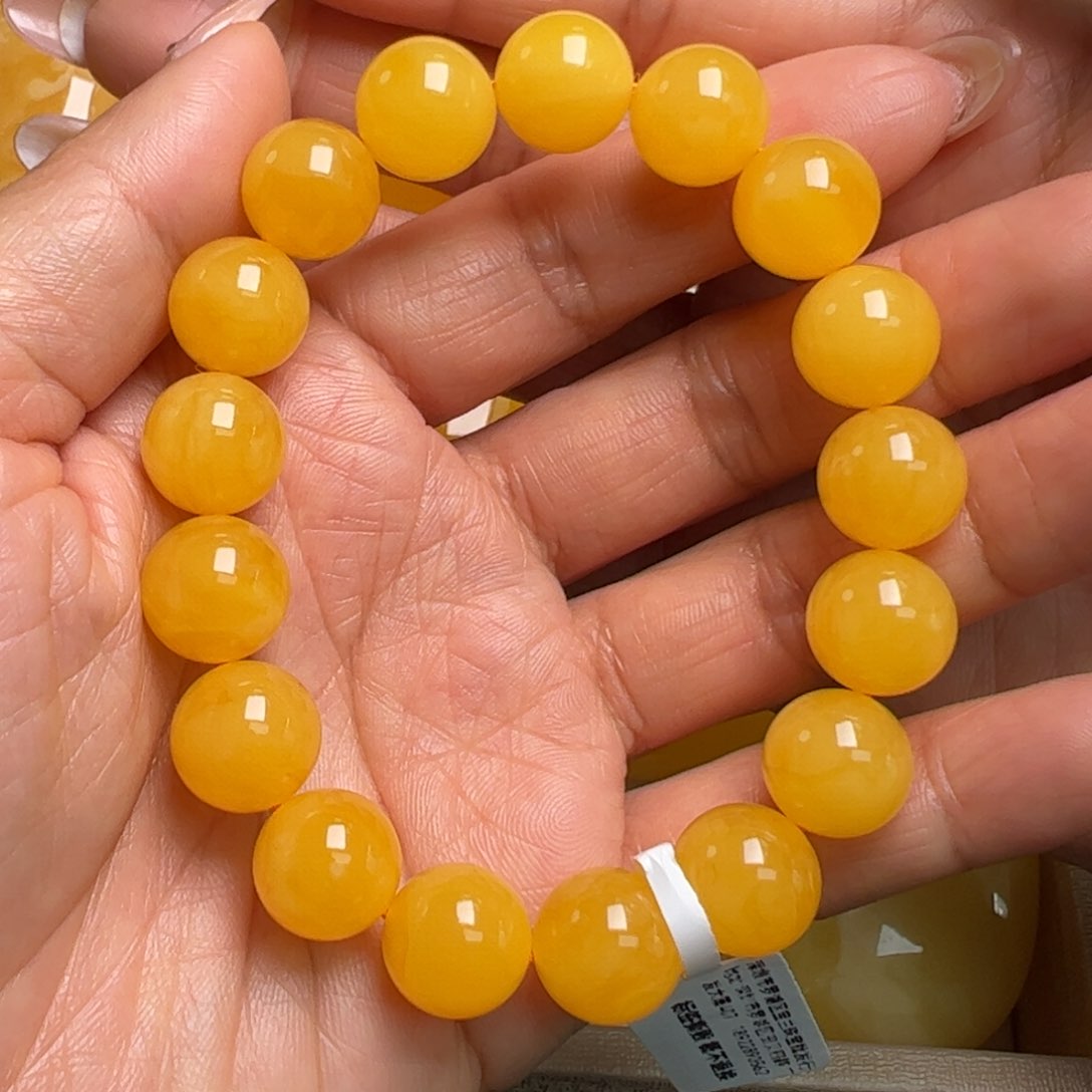 蜜蜡手链未镶嵌无烤色无优化无补胶焦皮料