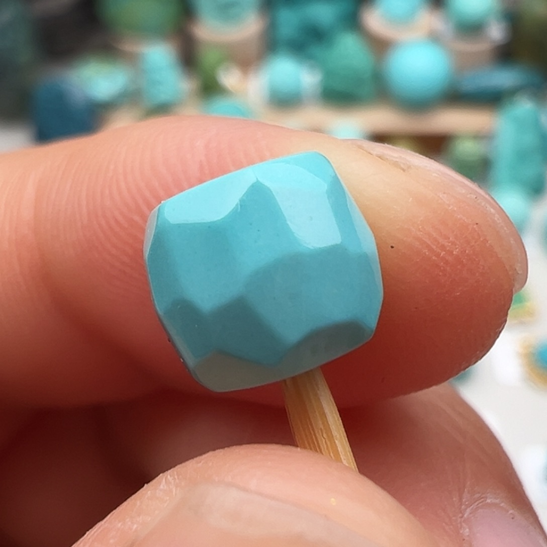 绿松石配饰未镶嵌