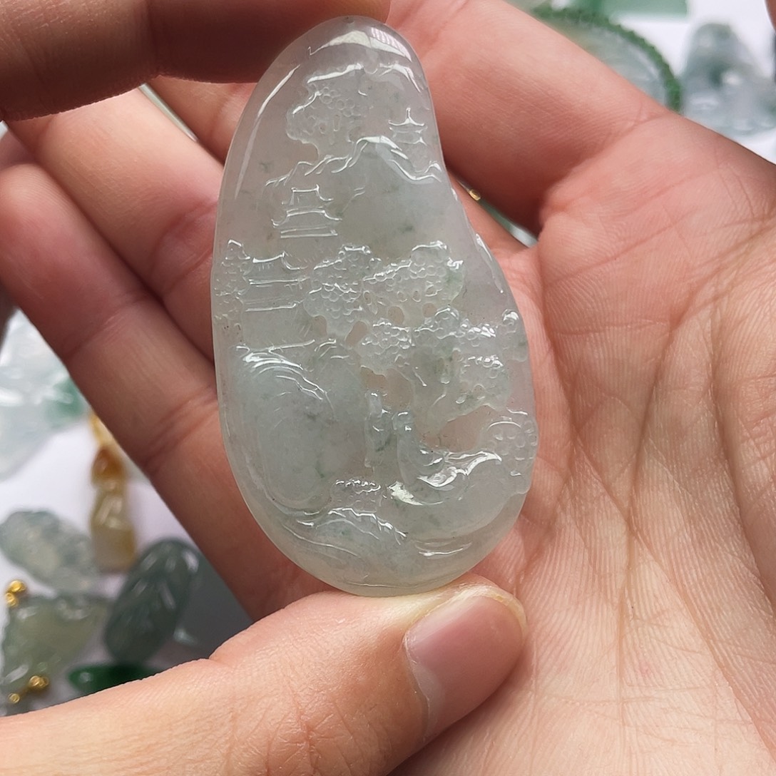 翡翠未镶嵌颈饰翡翠