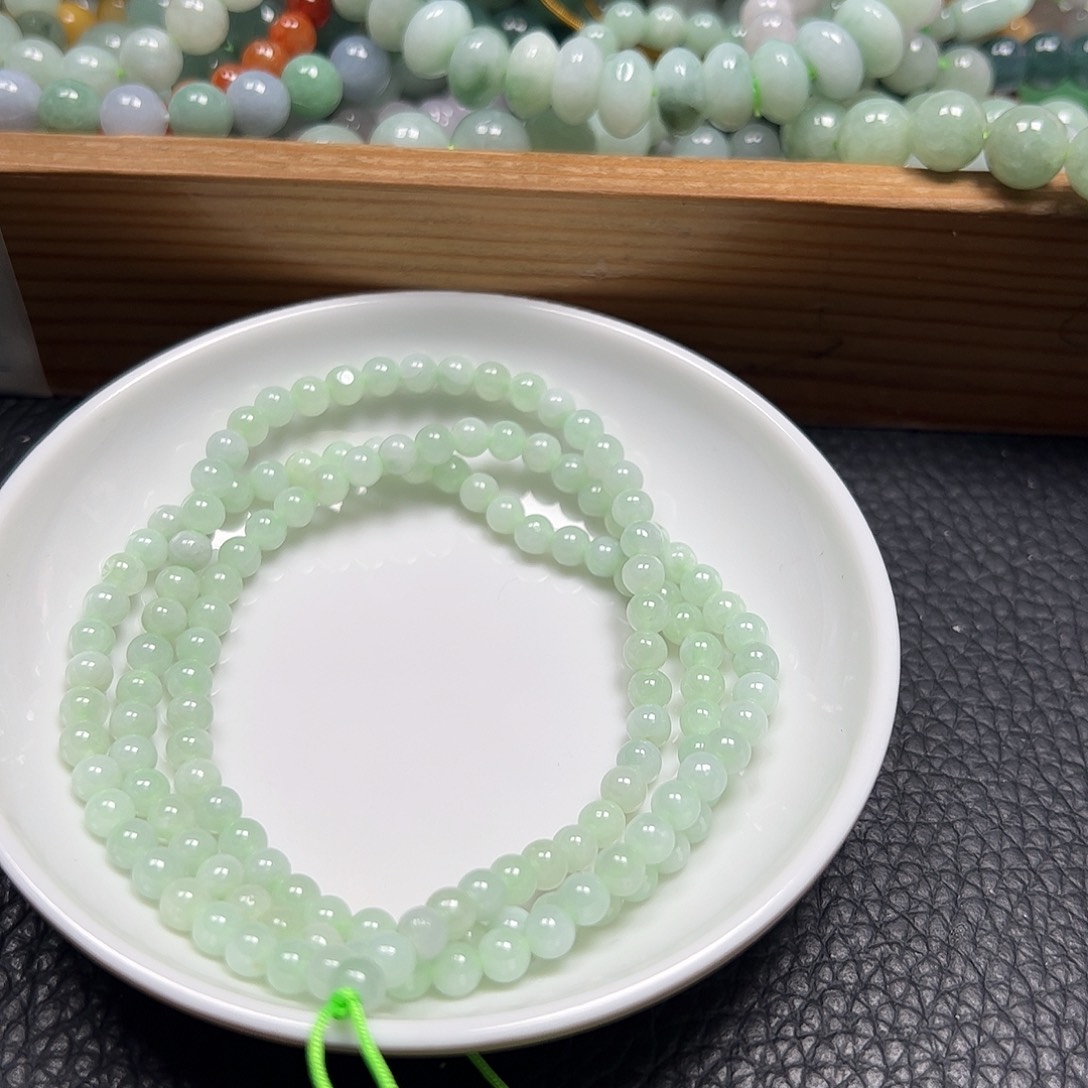 天***清翡翠散珠货主老年卡4+