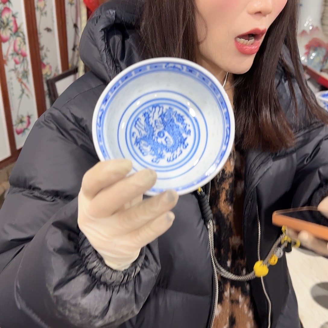 瓷摆件/////景德镇陶瓷瓷器。11厘米