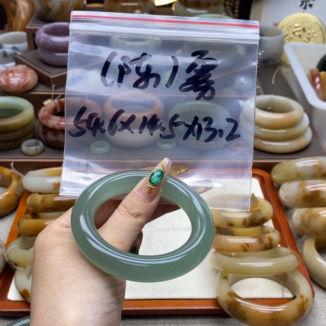 (****石英岩玉合金手镯