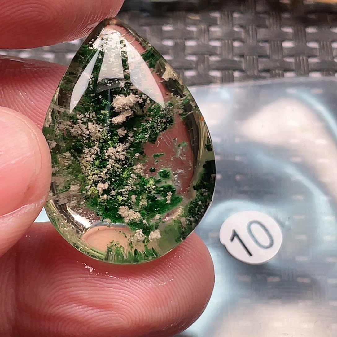 【闪购商品】颈饰未镶嵌水晶一**人