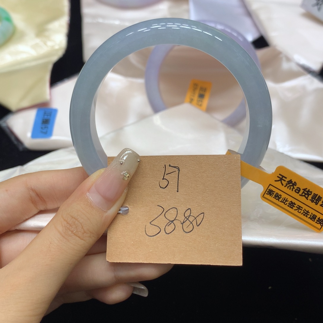 8***8翡翠未镶嵌手镯天然翡翠