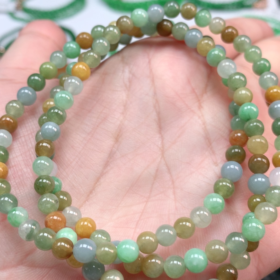 翡翠手链未镶嵌翡翠