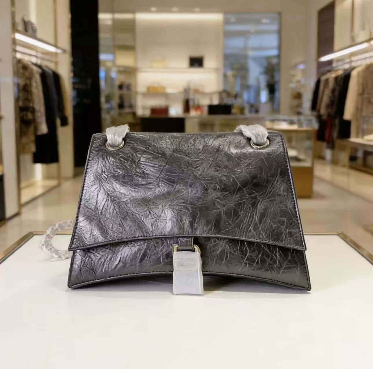 Balenciaga/巴黎世家 单肩包 深灰/31cm/crush mx9021/2512