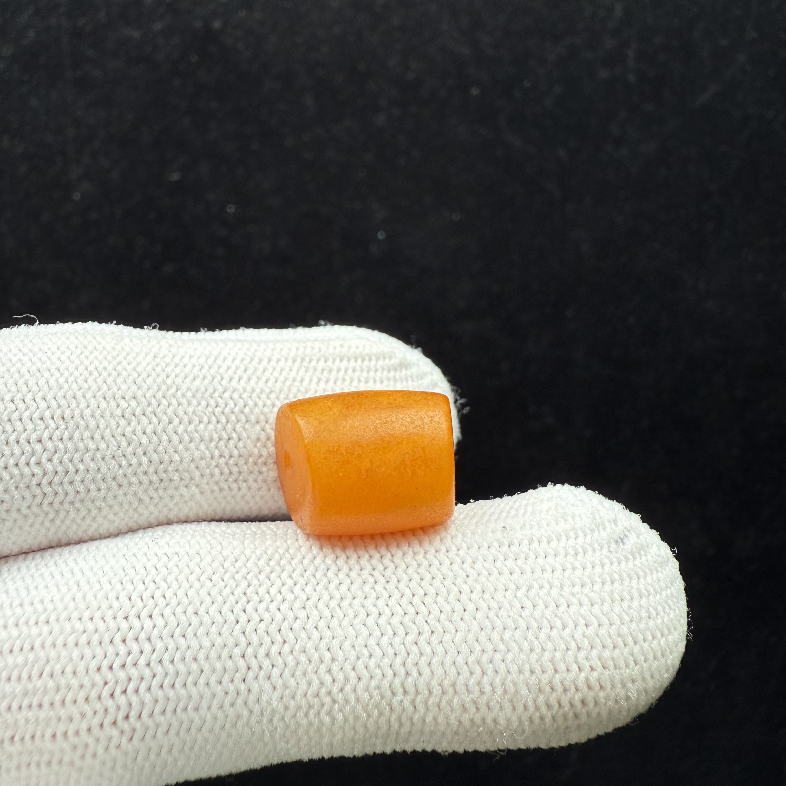 K4088天然原矿蜜蜡 微瑕马蹄珠11.7*15.8mm 支持复检假一罚十