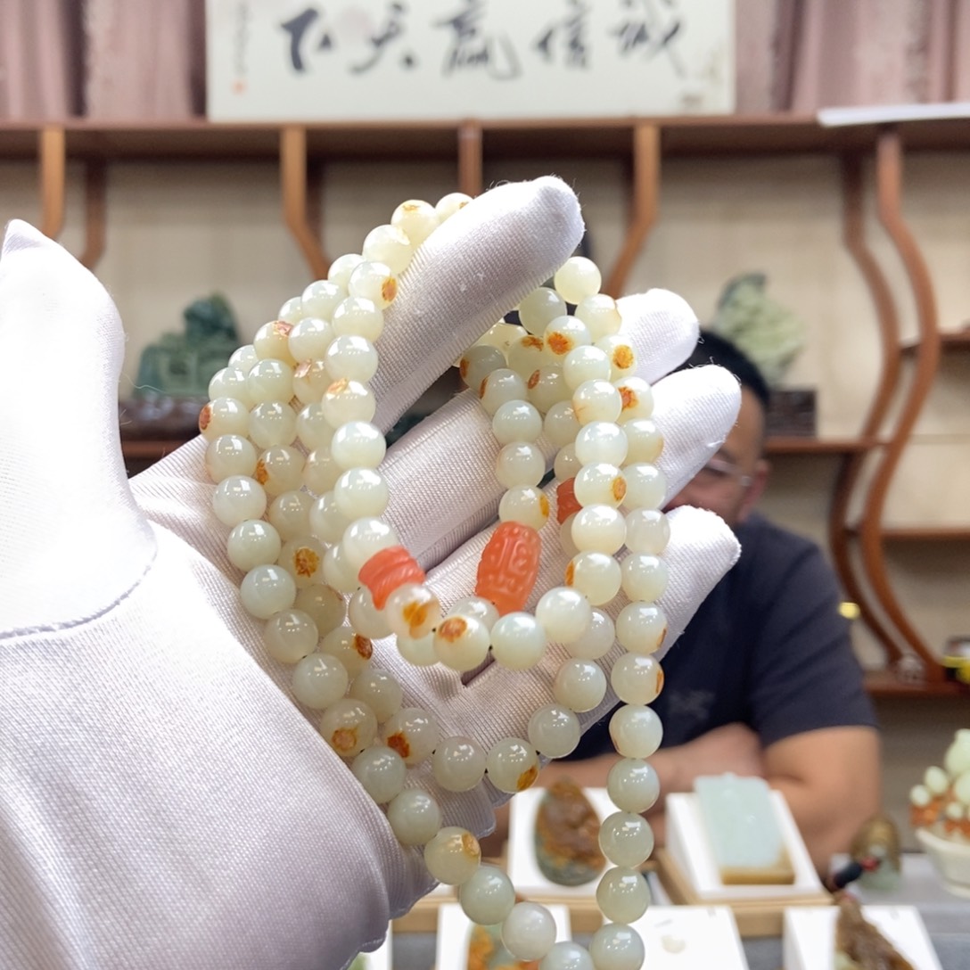 A***︶透闪石质玉未镶嵌手链