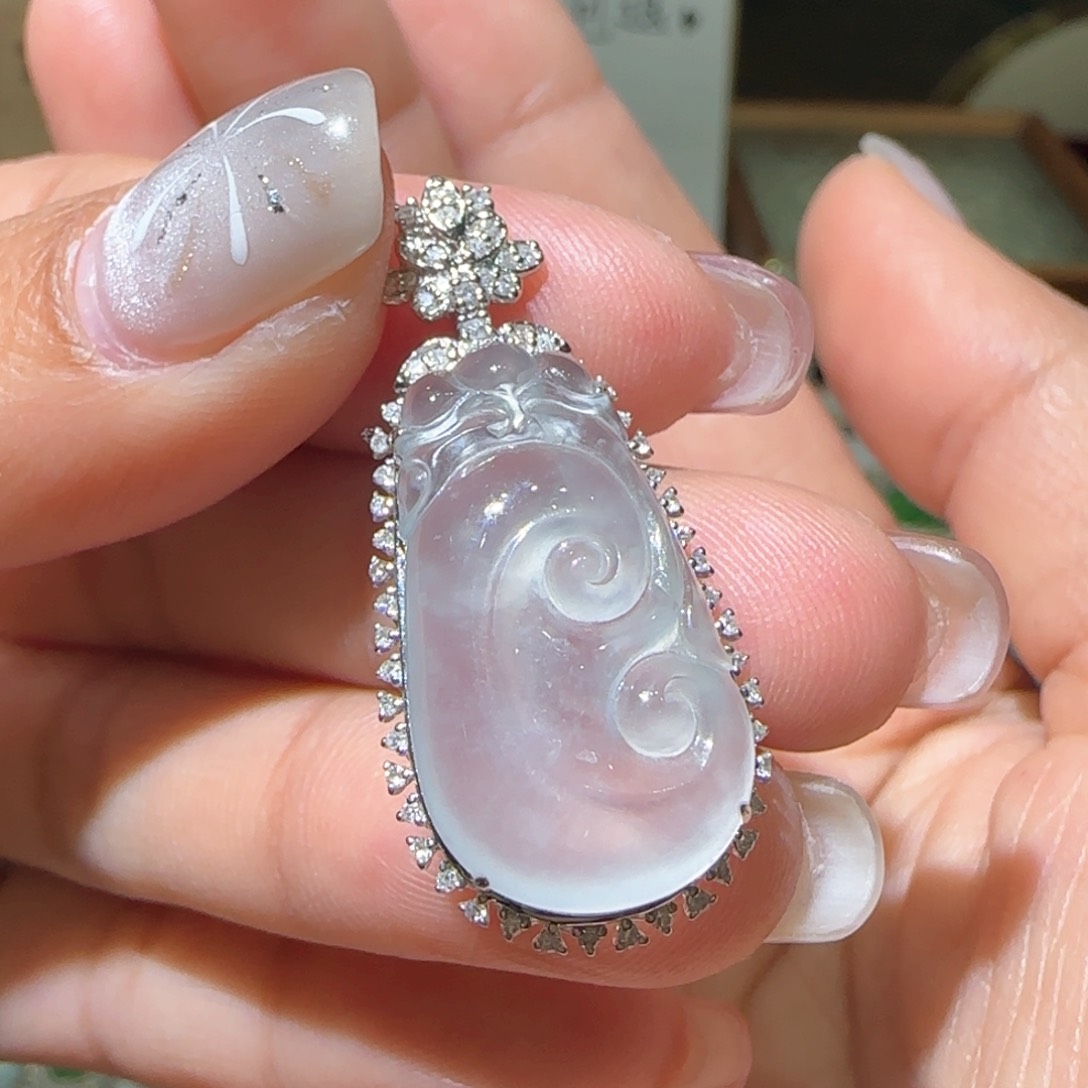 【闪购商品】翡翠颈饰18K金镶嵌缅甸