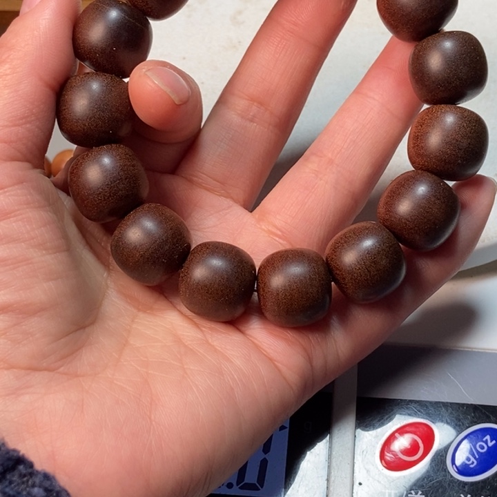 檀香木老山檀香檀香王1.5*1.6、焦糖奶甜香