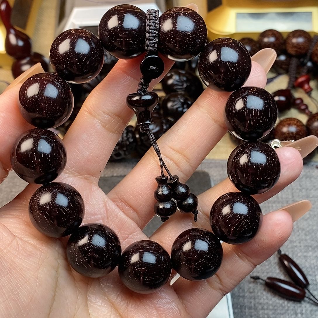 檀香紫檀（小叶紫檀）1.8满星