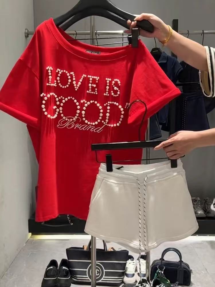 珍珠 LOVE标语T恤