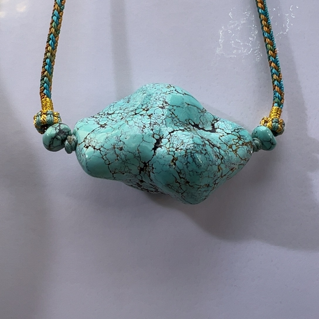 绿松石未镶嵌挂件