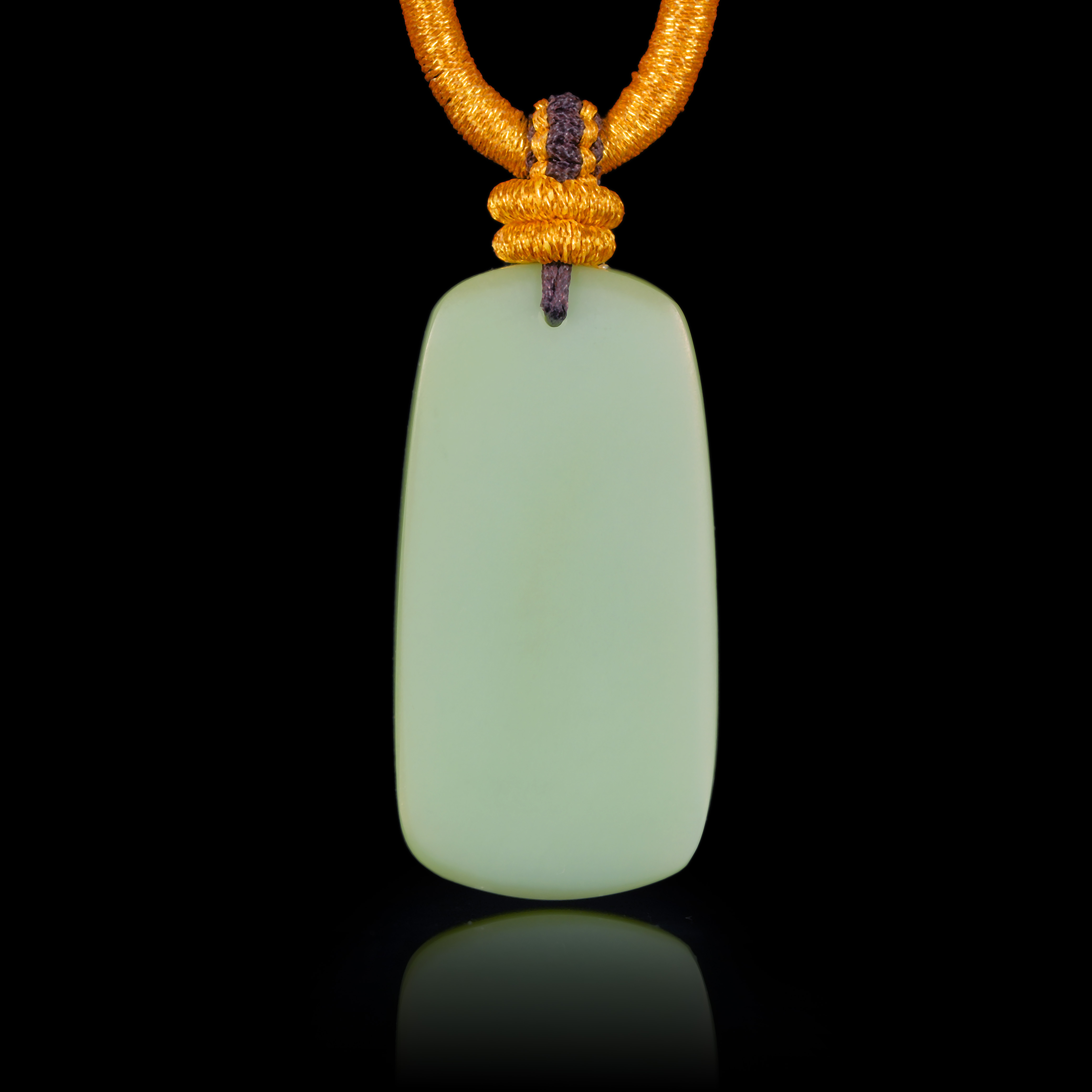 典藏级 和田玉正粉青瓷底无事牌吊坠 29*17*6mm±  H122739