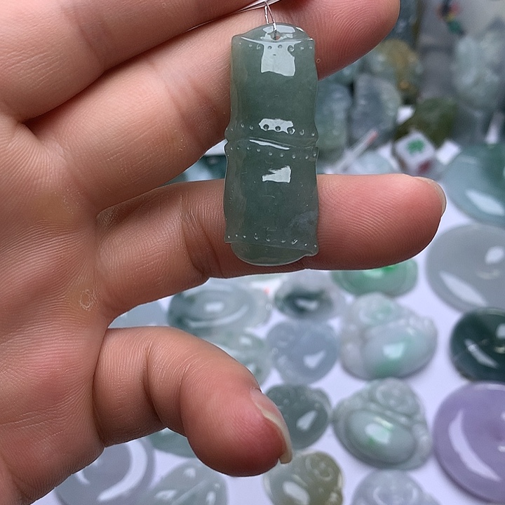 翡翠未镶嵌颈饰天然翡翠