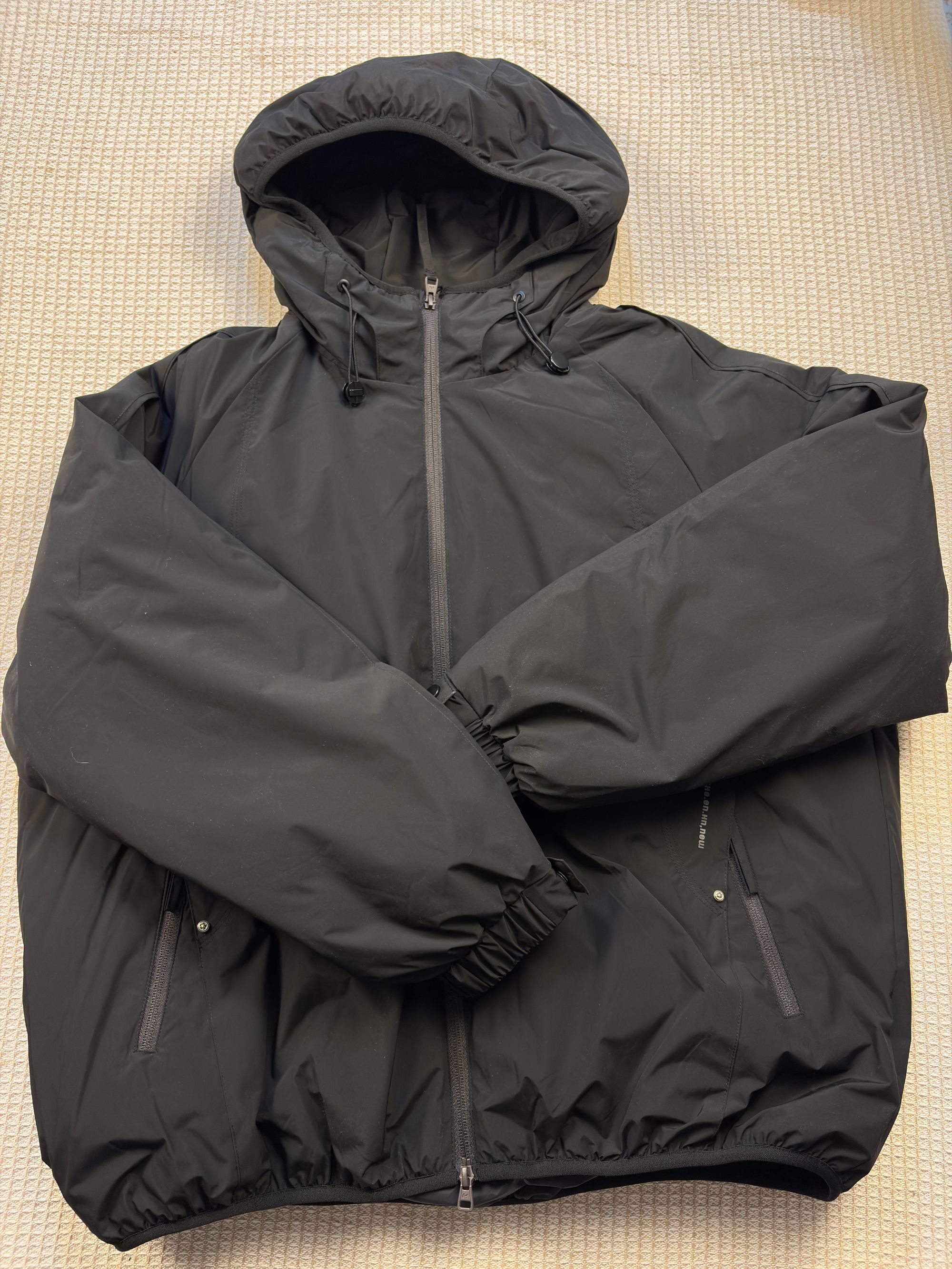时尚简约百搭户外三防面料90鹅绒宽松保暖休闲连帽羽绒服男冬季新