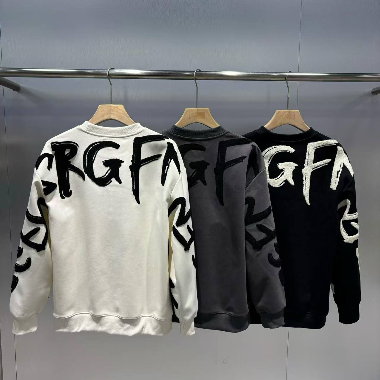 广州uus秋冬季高货男装潮流新款个性百搭休闲卫衣-Y66039