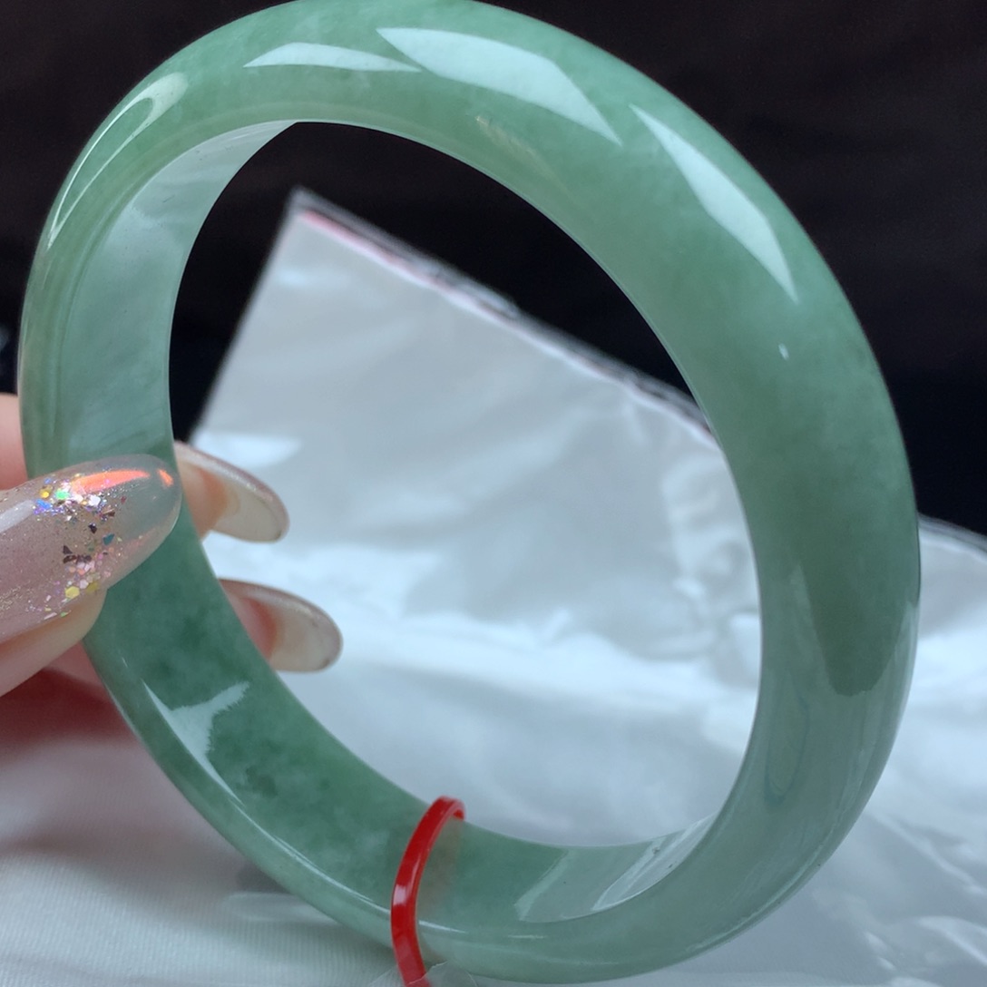 翡翠未镶嵌手镯50051，