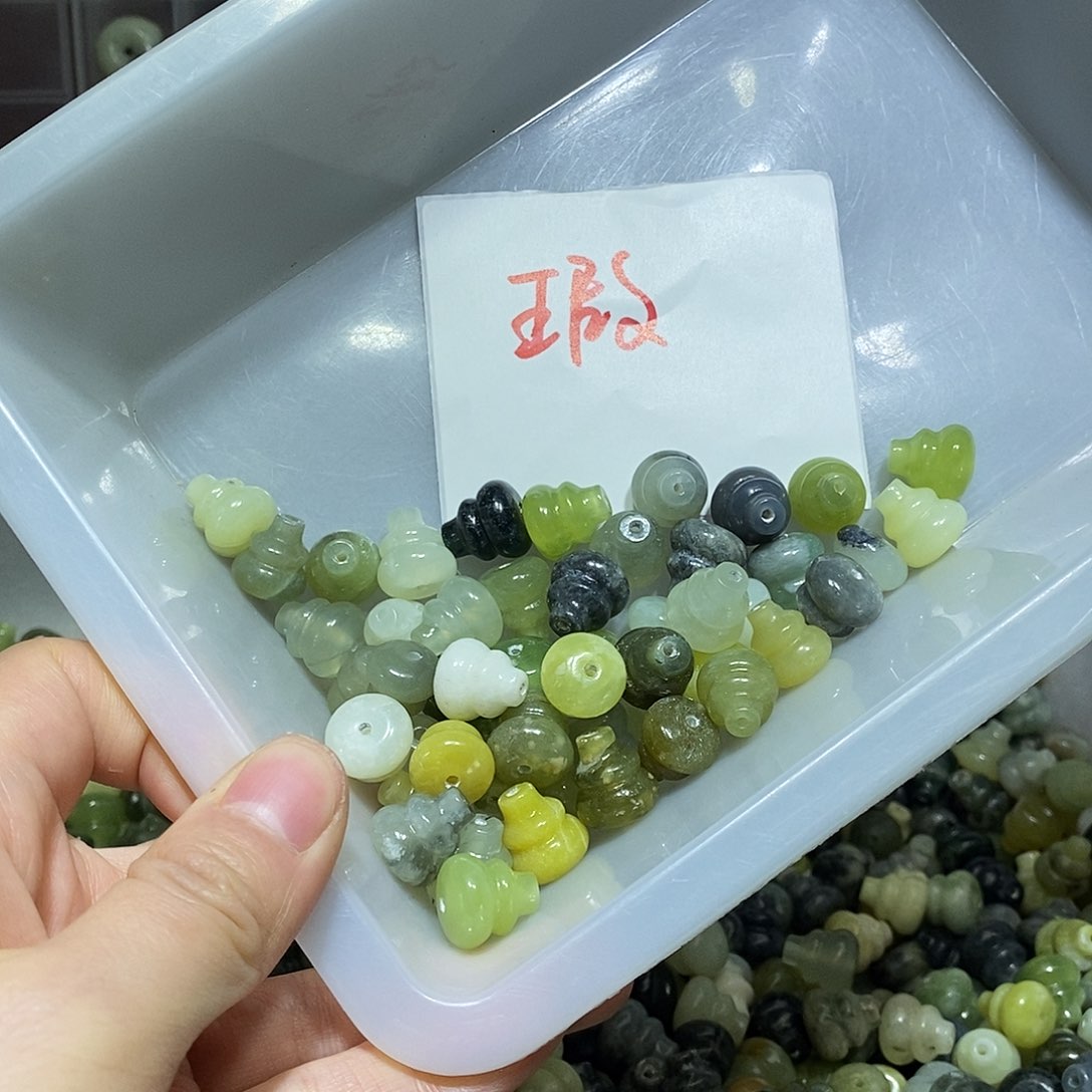 未镶嵌蛇纹石玉车挂583