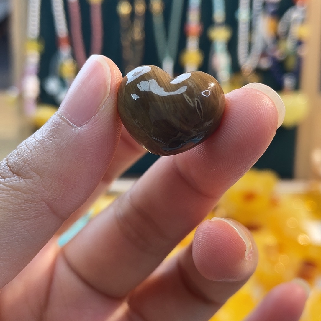 琥珀未镶嵌裸石吊坠