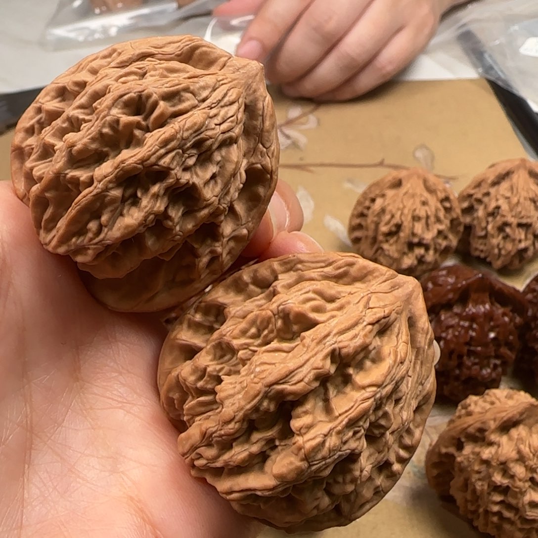 文玩核桃吊坠老****！山地虎42-9