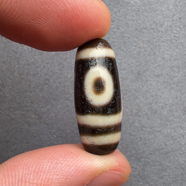 玛瑙颈饰未镶嵌望*/上肯现代玛瑙制品