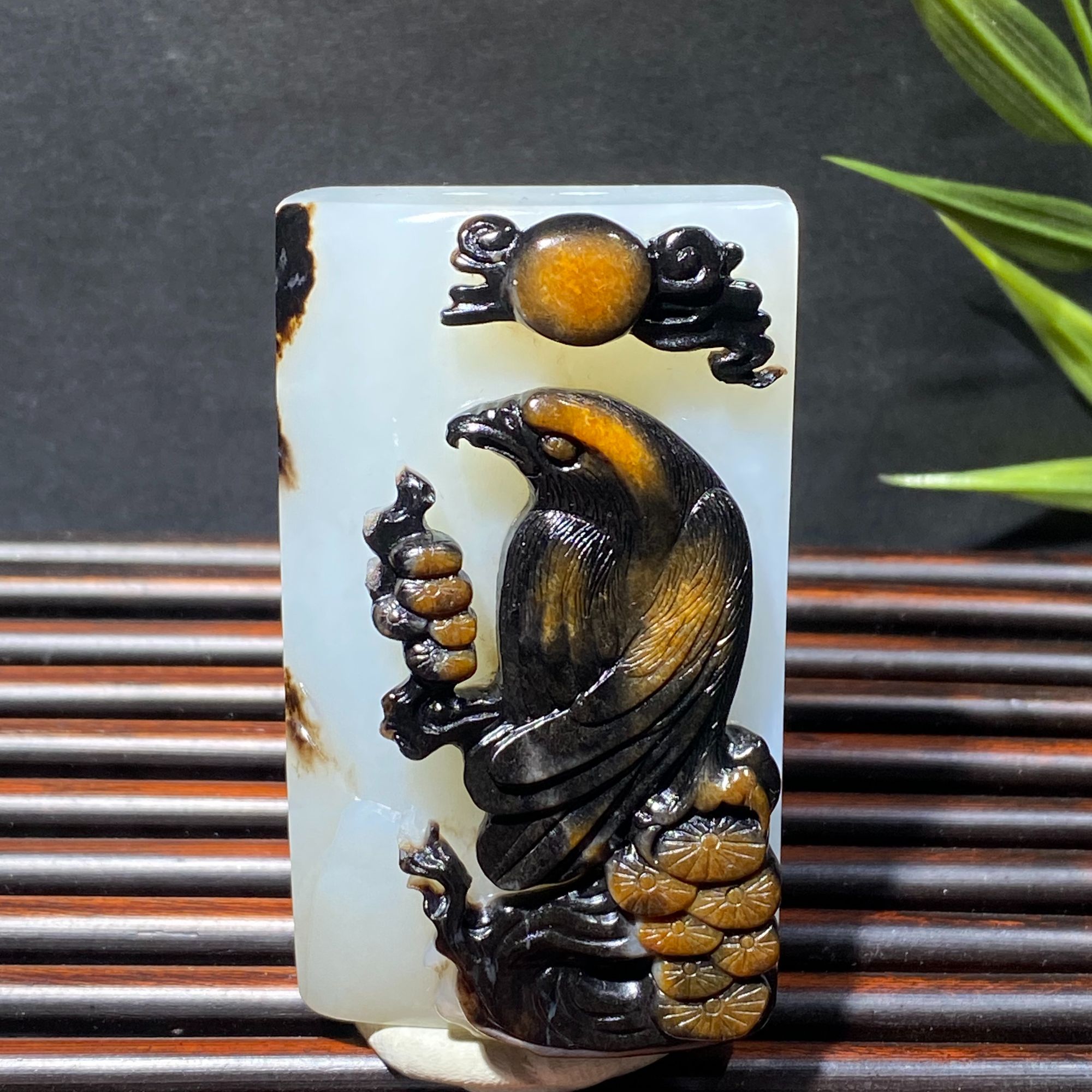 和田玉精品大展宏图挂牌黑色精雕手工