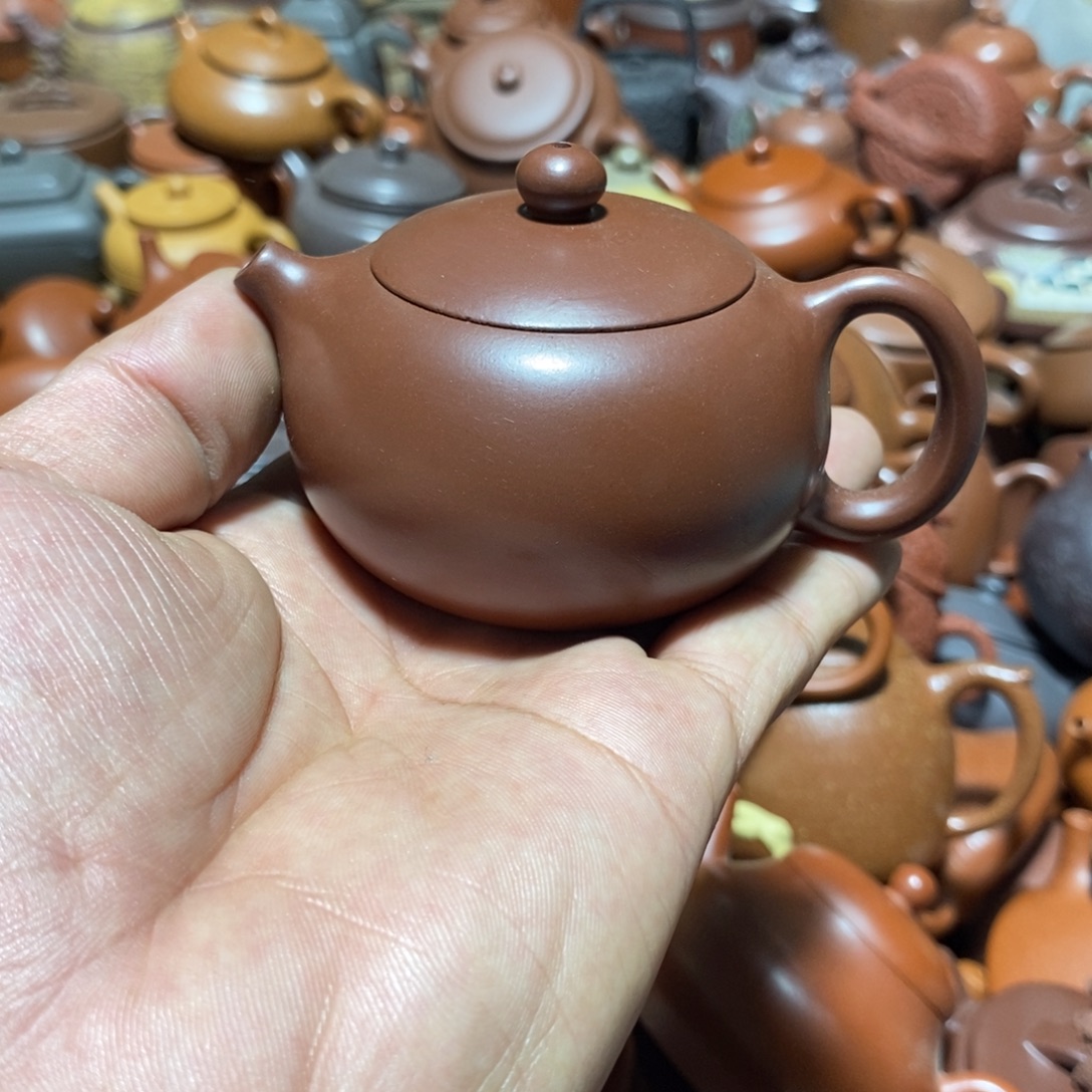 紫砂茶壶欢迎各位光临惠顾