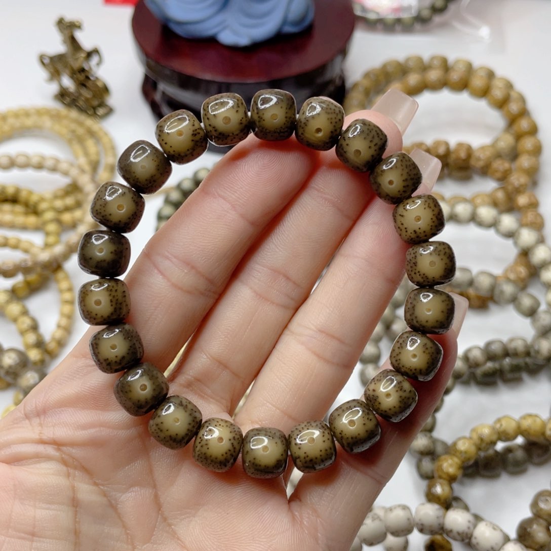 星月菩提吊坠痛***敏石玉料冰糖大眼睛卡10