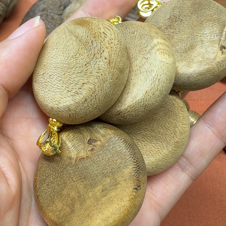 大叶紫檀（黑酸枝木类）