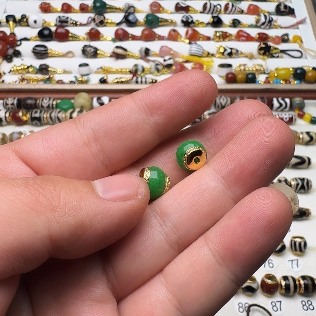 小***z玛瑙/玉髓未镶嵌单颗