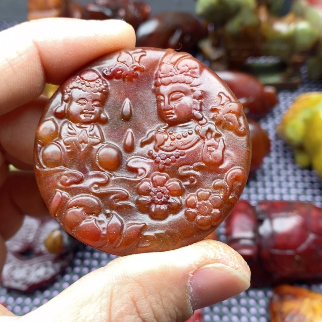 蛇纹石玉颈饰未镶嵌