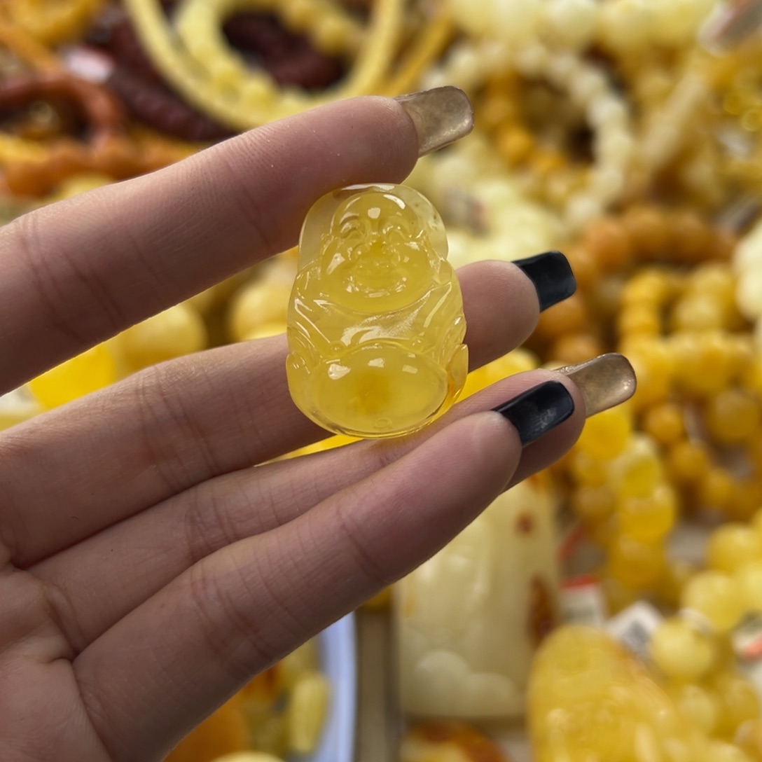 琥珀珠宝奇石未镶嵌