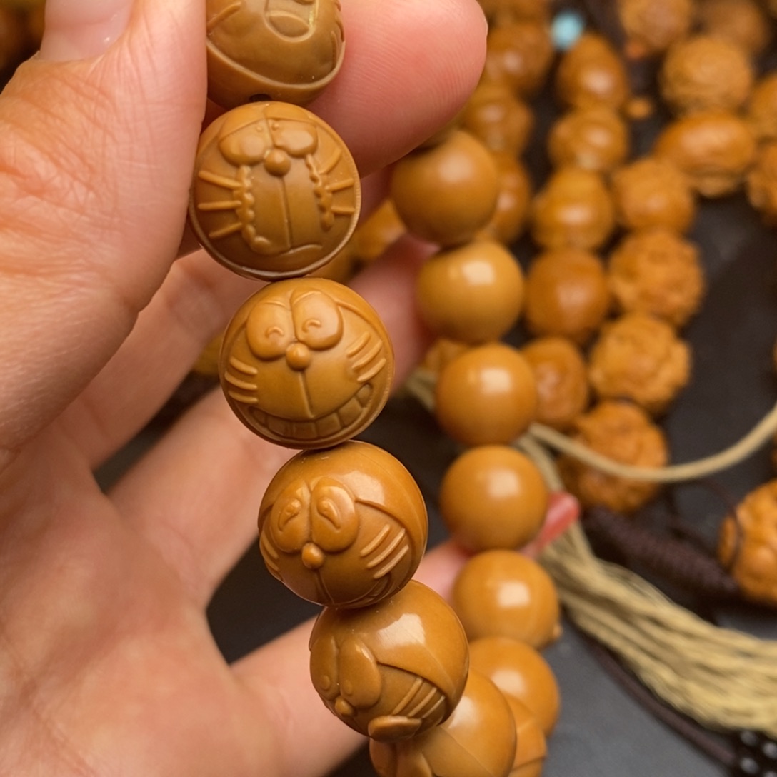 猴头核桃吊坠?****?叮当猫