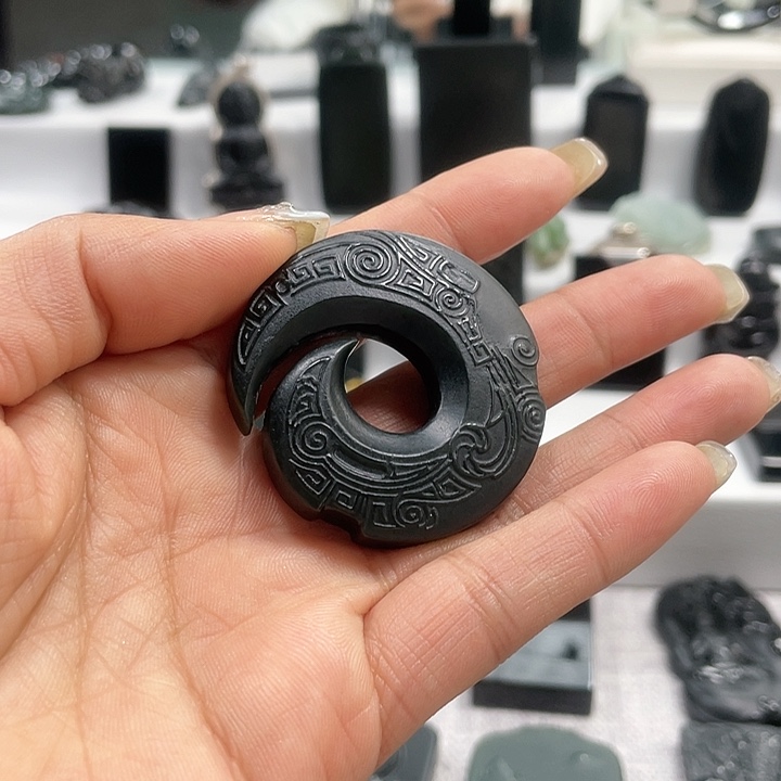 【闪购商品】和田玉（青玉）颈饰未镶嵌扶****室