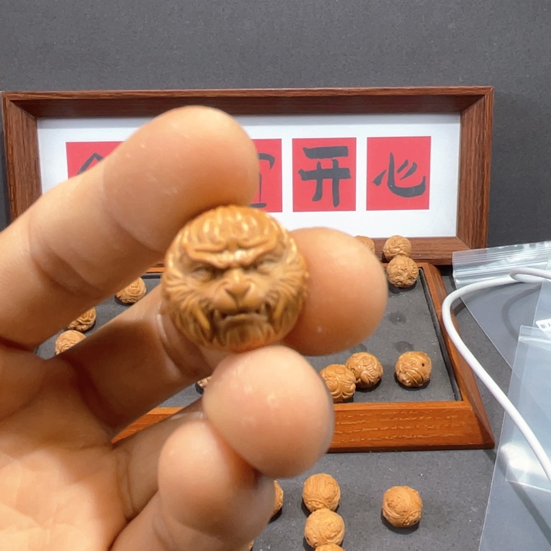 猴头核桃吊坠黑神话齐天大圣17+mm