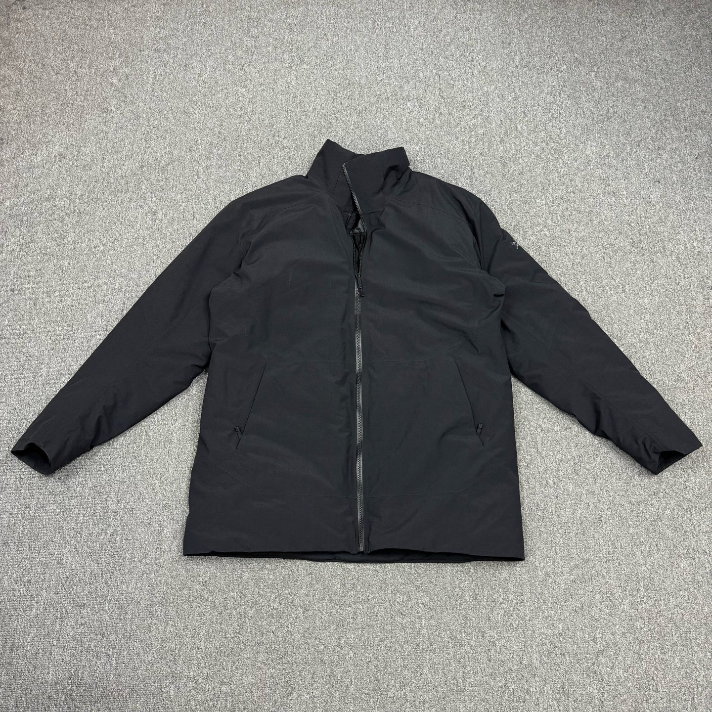 99新 ARC'TERYX/始祖鸟 17716518 黑色羽绒服夹克外套 XL码