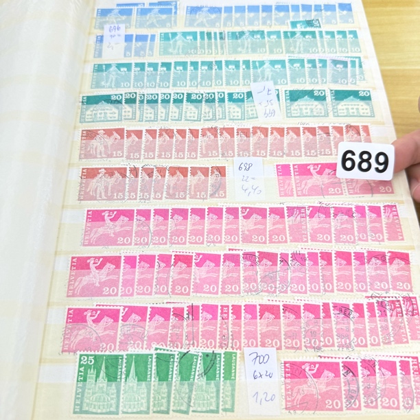 外国信销普票有邮戳邮票含册689